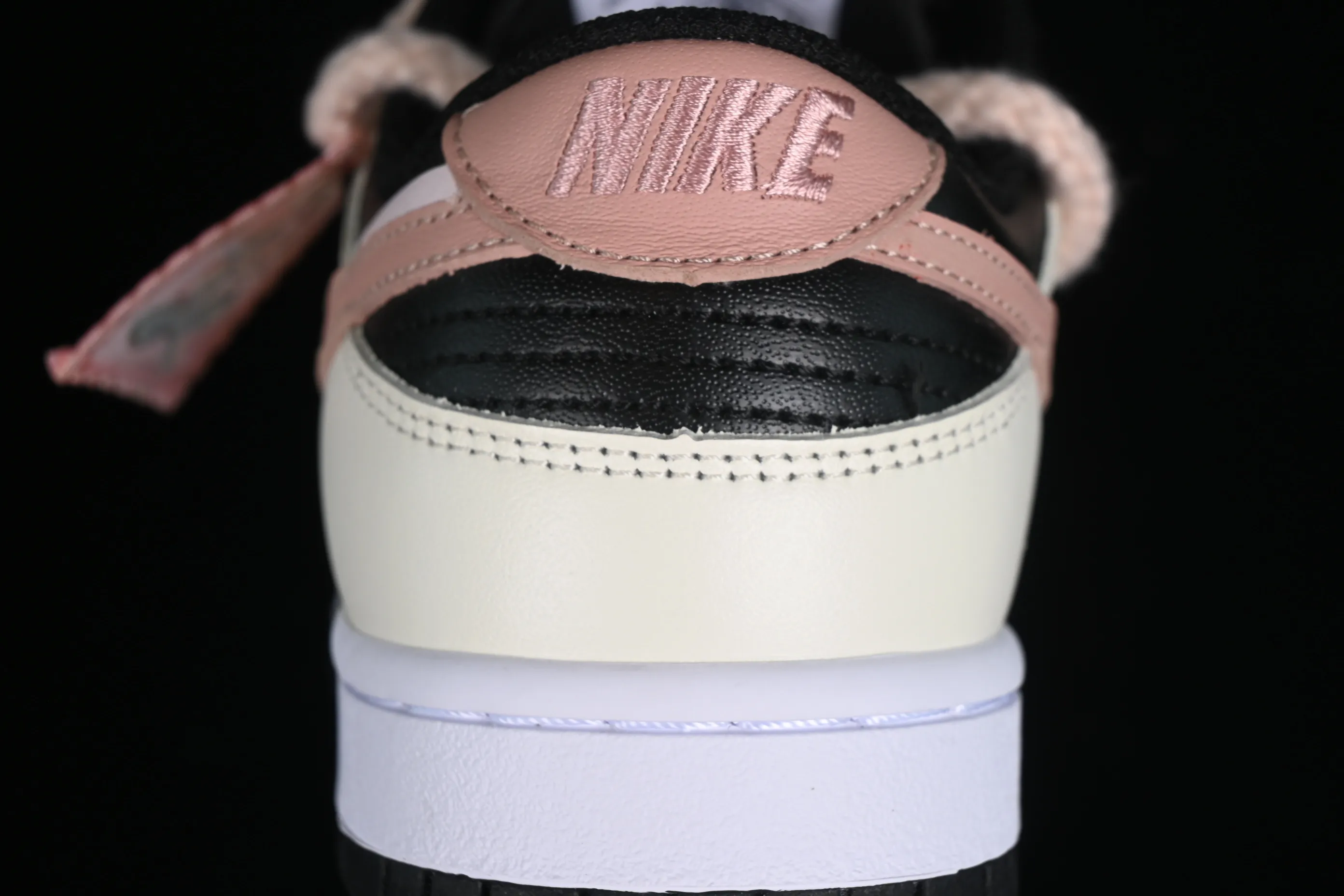 All categories Nk SB Dunk series Nk SB Dunk Low low-top sneakers Nk Dunk Low White Dream Garden Black and White SB low-top casual sneakers FD1232-001
